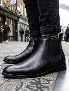 NIB Baccus Shoemaker Men’s Black Leather Chelsea Boots